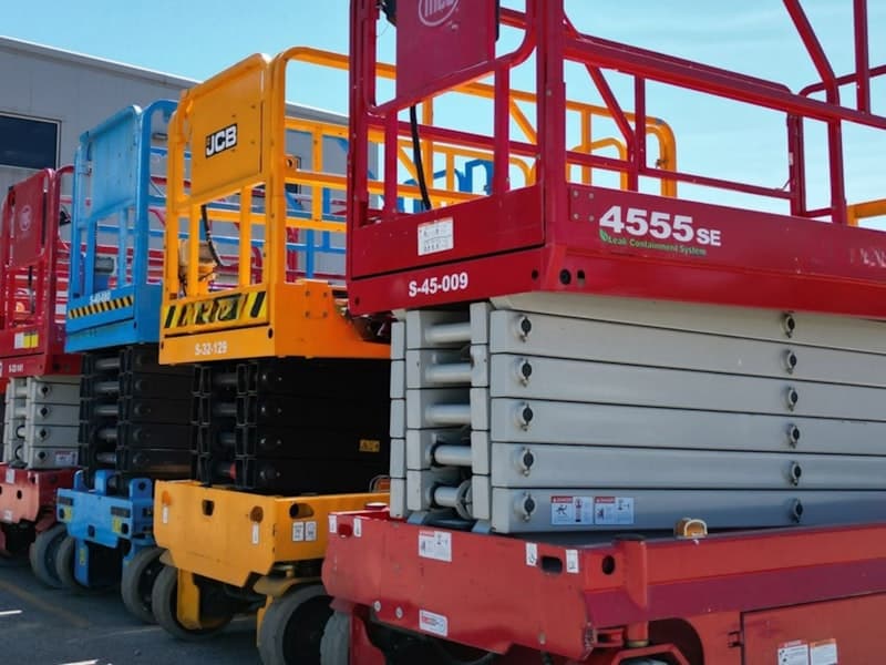 Genie Gs 2632 Scissor Lift - Side View