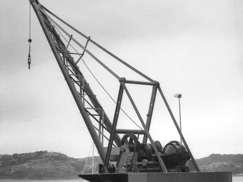 Jlg 600s Telescopic Boom Lift - Side View